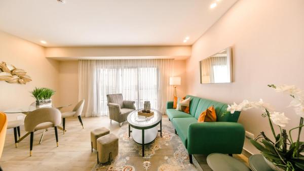 Zona de estar de Apartamento con servicios completos en Regatta Living II - 6C