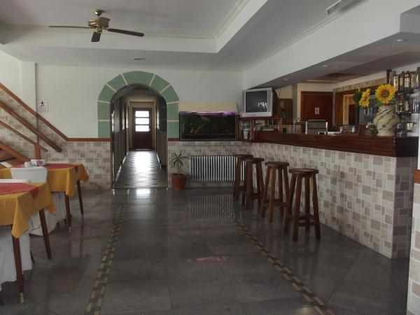 Foto de la galería de Hotel Teomar en Villa Gesell