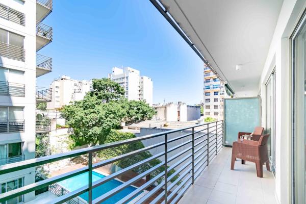 balcón con vistas a la ciudad en Fine & Better located 4 people Apartment in Palermo, Buenos Aires en Buenos Aires