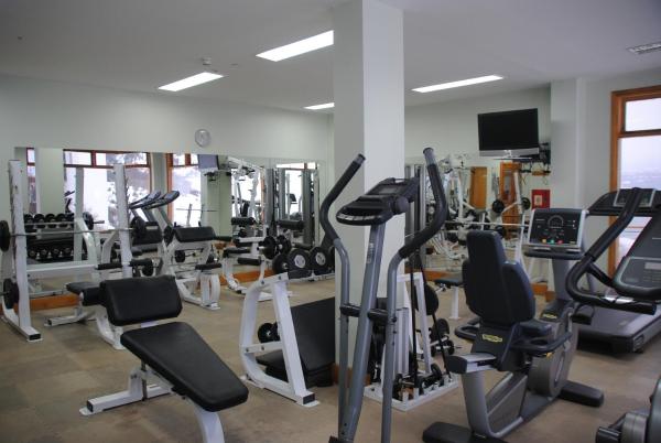 Gimnasio o instalaciones de fitness de los Cauquenes Resort + Spa + Experiences