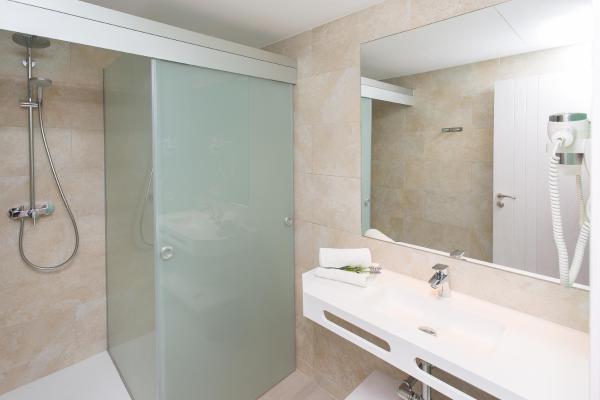 Un baño de Typic Art
