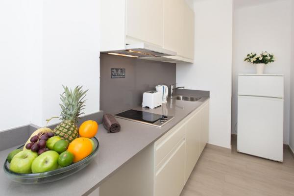 Una cocina o zona de cocina en Typic Art