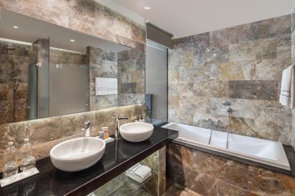 The Level Two Bedrooms with Terrace and Lounge benefits