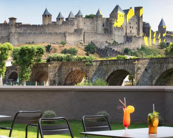 SOWELL HOTELS Les Chevaliers accommodation image