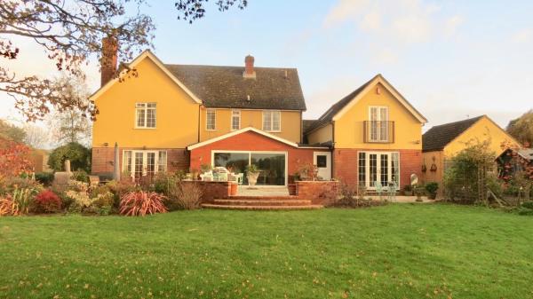 Newmans Lodge accommodation image