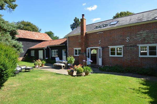 Stable Cottage at the Grove, Great Glemham accommodation image