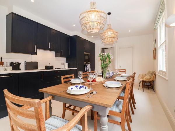 Collett House accommodation image