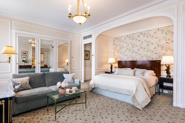 Hôtel San Régis accommodation image