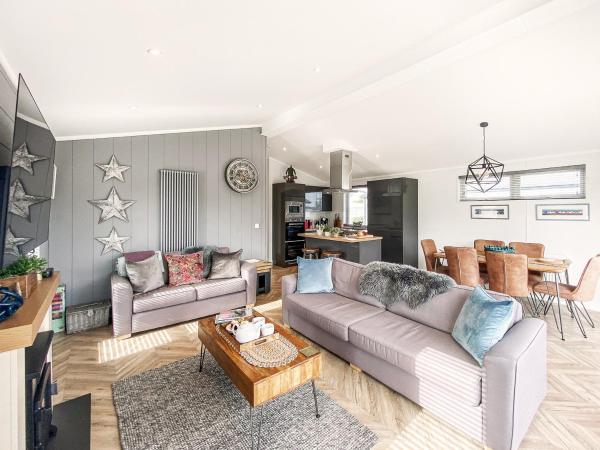 Alde Lodge by The Suffolk Cottage Collection accommodation image