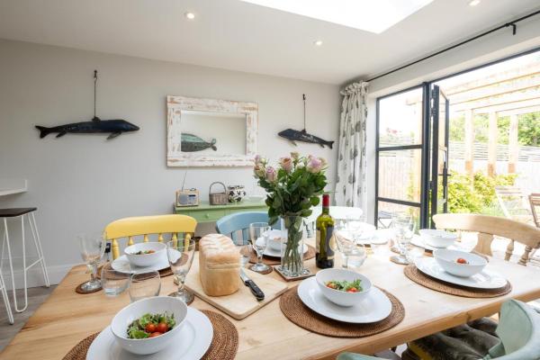 17 Park Lane, Beautiful 4 bedroom house in the seaside town of Aldeburgh - Maximum occupancy of 7 guests - Aldeburgh Coastal Cottages accommodation image