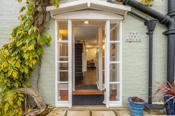 The Town House accommodation image