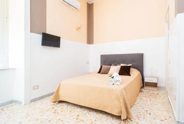 Lenny House accommodation image