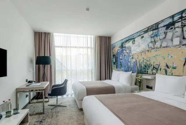  Messier 53 Hotel Yerevan - picture  : Bed,Photo of the whole room,Room 