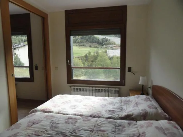  Sol Tarter - picture  : Bed,Photo of the whole room,Room 