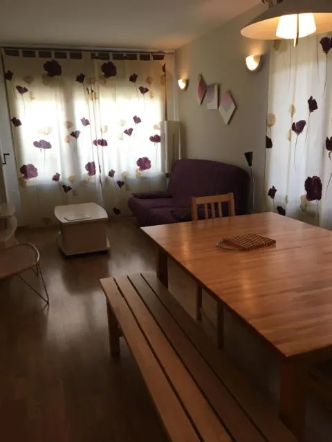  Sol Tarter - picture  : Living room,Dining area,City view,Property 