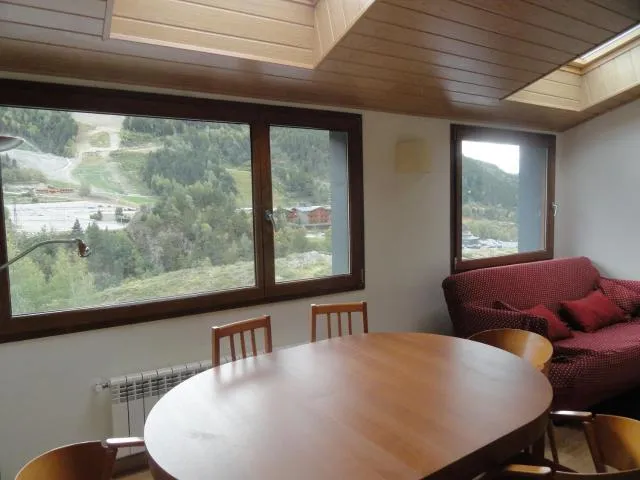  Sol Tarter - picture  : Dining area,Dining area,Mountain view,Property 