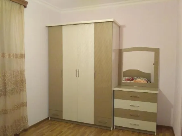  Lusya B&B - picture  : TV/entertainment centre,Bed,Text overlay,Property 
