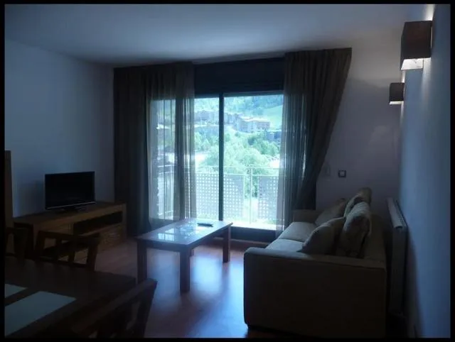  Sol Tarter - picture  : Seating area,TV/entertainment centre,Other 