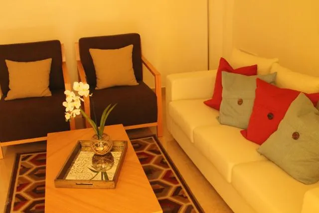  Harbour Island Residences - picture  : Seating area,Living room,Seating area,Property 