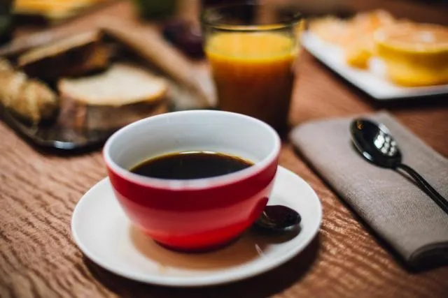  Hotel Marignan Champs-Elysées - photo  : petit déjeuner continental,Petit-déjeuner buffet,petit déjeuner américain,Propriété 