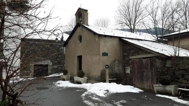  Residencia Aldosa - picture  : Shower,Nearby landmark,Property building,Day,Property 