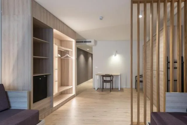  Hotel & Aparthotel Cosmos - picture  : TV/entertainment centre,Photo of the whole room,Room 