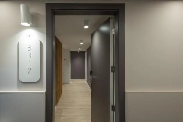  Hotel & Aparthotel Cosmos - picture  : Photo of the whole room,Room 