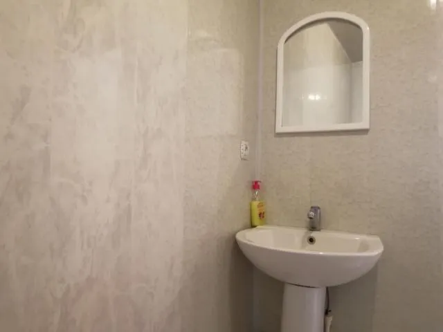  Meghri Inn - picture  : Bathroom 