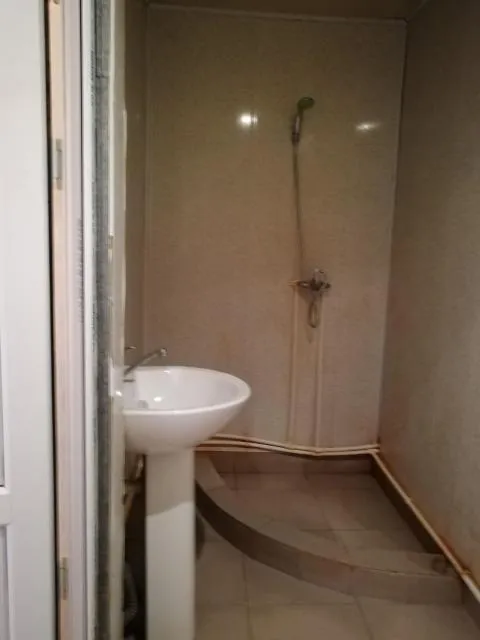  Meghri Inn - picture  : Bathroom 