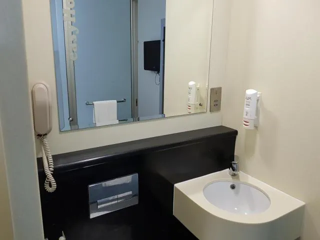  easyHotel Jebel Ali, Dubai - picture  : Bathroom,Bathroom,Property 