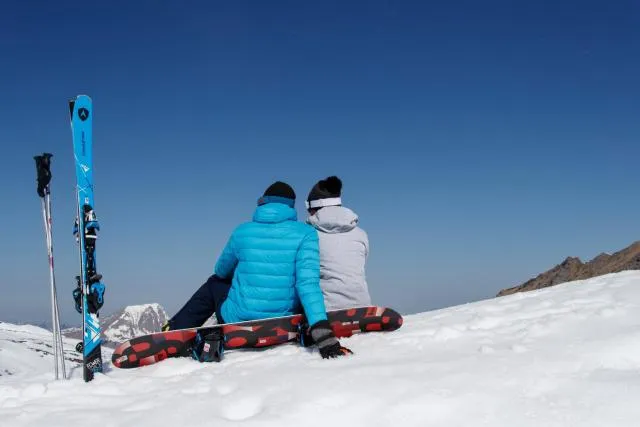  Pierre & Vacances Andorra Alba - picture  : Day,People,Skiing,group of guests,Property 