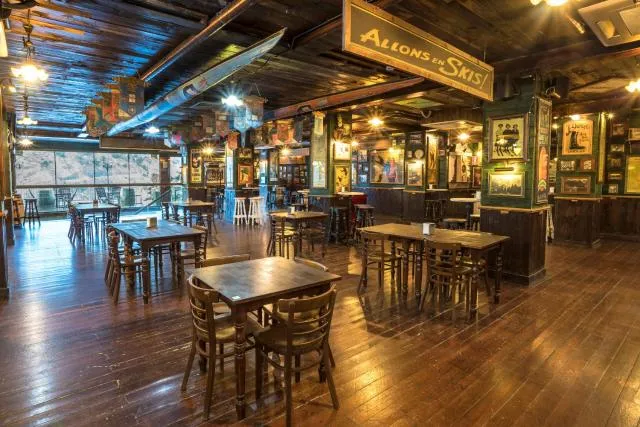  Hotel Roc Meler - picture  : Toilet,Patio,Nightclub / DJ,Lounge or bar,Property 