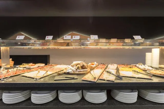  Hotel Roc Meler - picture  : Food,Breakfast,Property 