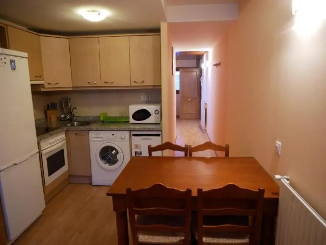  La Pleta de Soldeu-Vacances Pirinenca - picture  : Kitchen/kitchenette,Dining area,Kitchen or kitchenette,Dining area,Property 