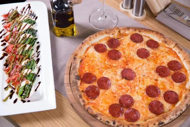  Nova Hotel Yerevan - picture  : Restaurant/places to eat,BBQ facilities,Food,On site,Lunch,Dinner,Property 