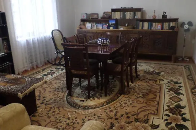  Spandaryan House - picture  : Seating area,Dining area,Property 