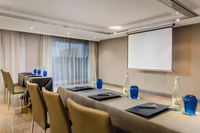  Eurostars Andorra - picture  : Business area/conference room,Business facilities,Meeting/conference room,Property 