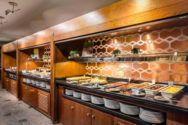  Eurostars Andorra - picture  : Toilet,Food,Lounge or bar,Buffet breakfast,Property 