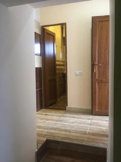  Anush`s B&B - picture  : TV/entertainment centre 