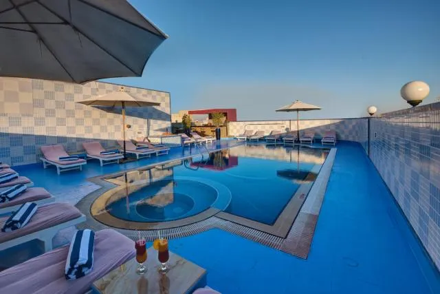  Comfort Inn Hotel Deira - picture  : Swimming pool,Pool view,Swimming pool,Property 
