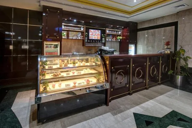  Comfort Inn Hotel Deira - picture  : Lounge or bar,Property 