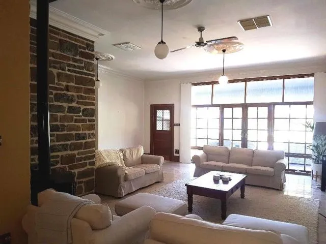  Barossa Valley View Guesthouse - picture  : Seating area,Living room,Property 