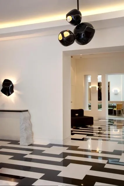  Hotel Marignan Champs-Elysées - photo  : Hall ou réception,Détail décoratif,Propriété 