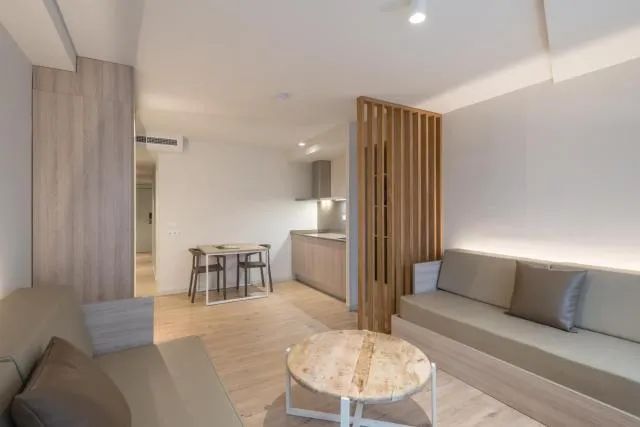  Hotel & Aparthotel Cosmos - picture  : Seating area,Dining area,Photo of the whole room,Room 