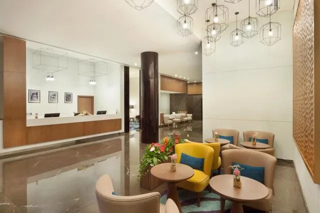  Wyndham Garden Ajman Corniche - picture  : Lobby or reception,Lounge or bar,Property 