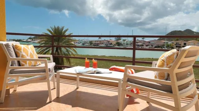  Harbour Island Residences - picture  : Balcony/Terrace,Property 