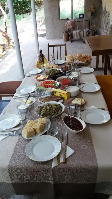  B&B Ruzan - picture  : Breakfast,Property 