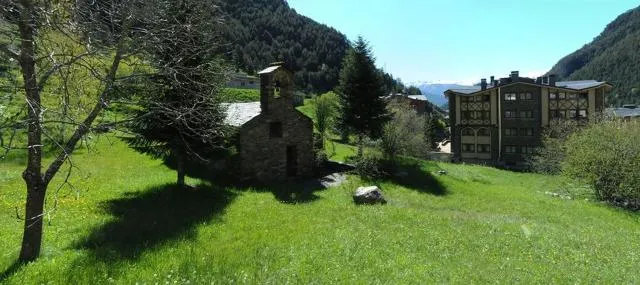  Hotel Xalet Verdú - picture  : Nearby landmark,Natural landscape,Mountain view,Property 