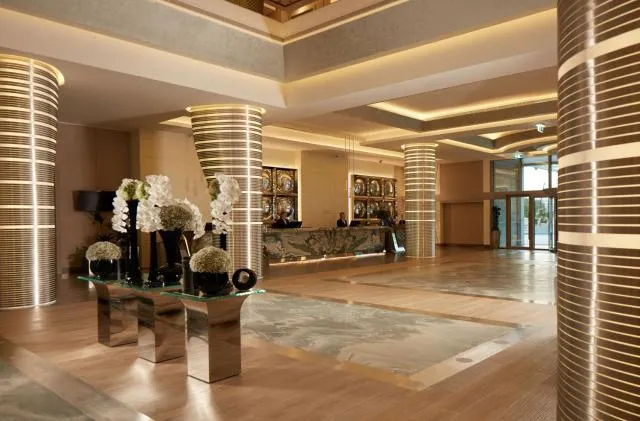  Royal M Hotel & Resort Abu Dhabi - picture  : Lobby or reception,Property 