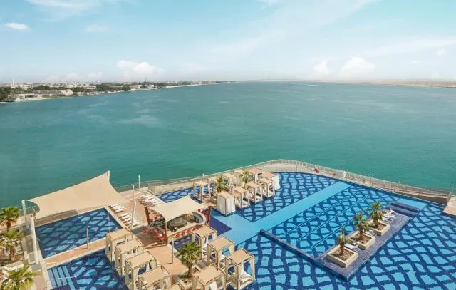  Royal M Hotel & Resort Abu Dhabi - picture  : Bird's eye view,Pool view,Pool view,Sea view,Property 